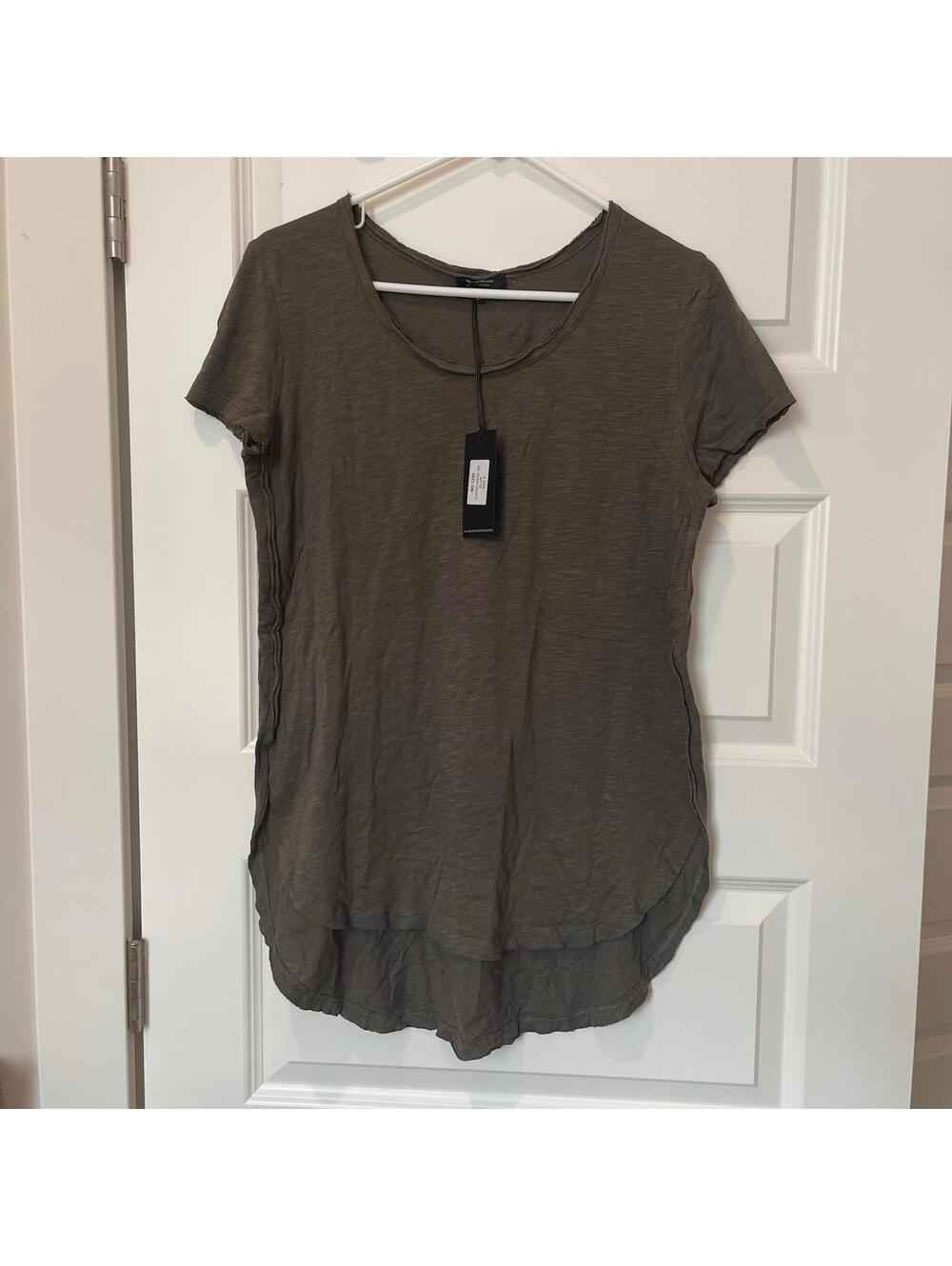 Black Orchid Olive Green Short Sleeve T-Shirt Size Small